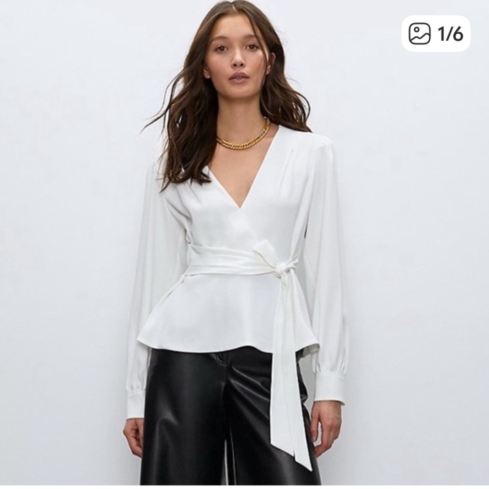 Aritzia Babaton Bello Wrap white Elegant White Wrap Blouse XXS